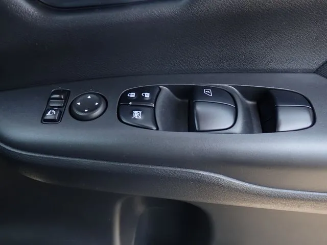 ニッサン　セレナ