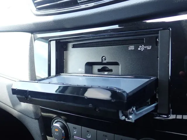 ニッサン　エクストレイル　４ＷＤ