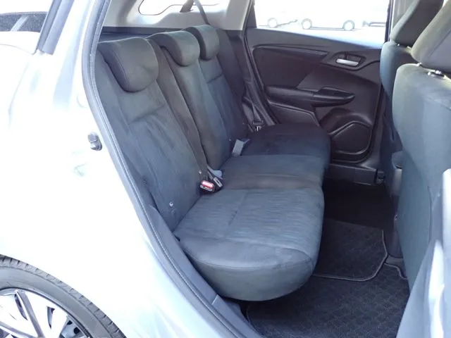 シャトル ハイブリッド(ホンダ)の車両写真