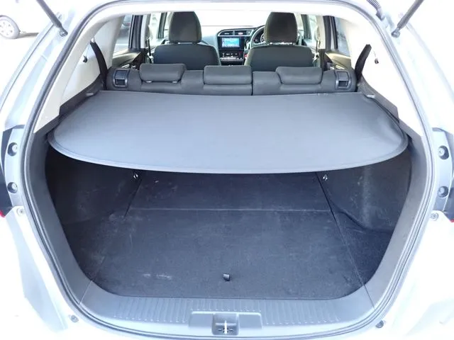 シャトル ハイブリッド(ホンダ)の車両写真