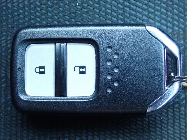 シャトル ハイブリッド(ホンダ)の車両写真