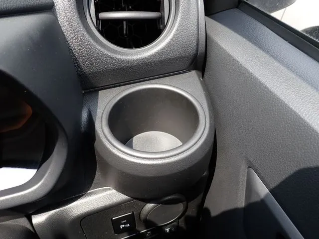 ダイハツ　ミラ　イース