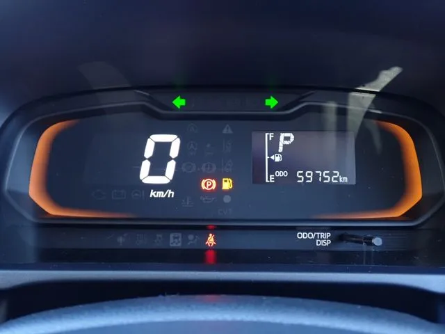 ミラ　イース（ダイハツ）の車両写真