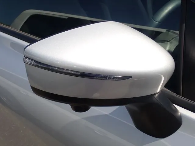 ニッサン　ノート