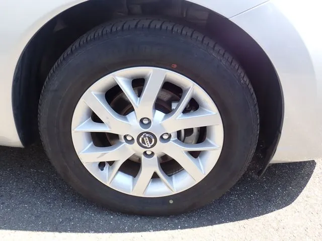 ニッサン　ノート