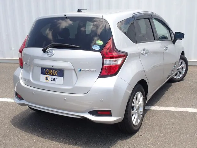 ニッサン　ノート