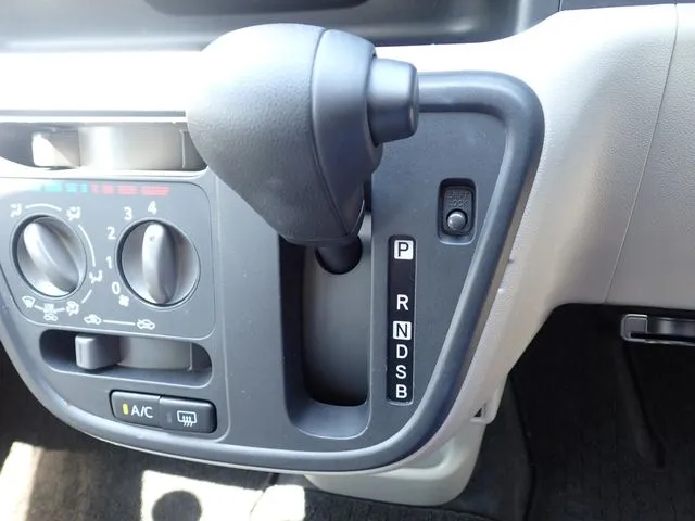 ダイハツ　ブーン