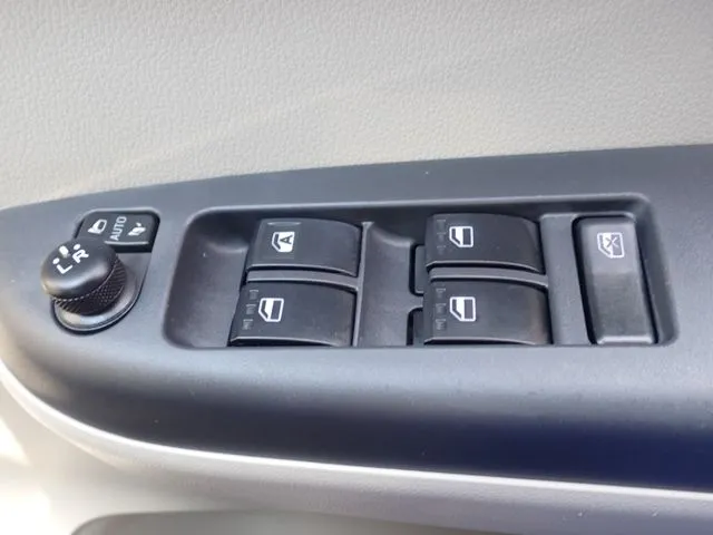 ダイハツ　ブーン