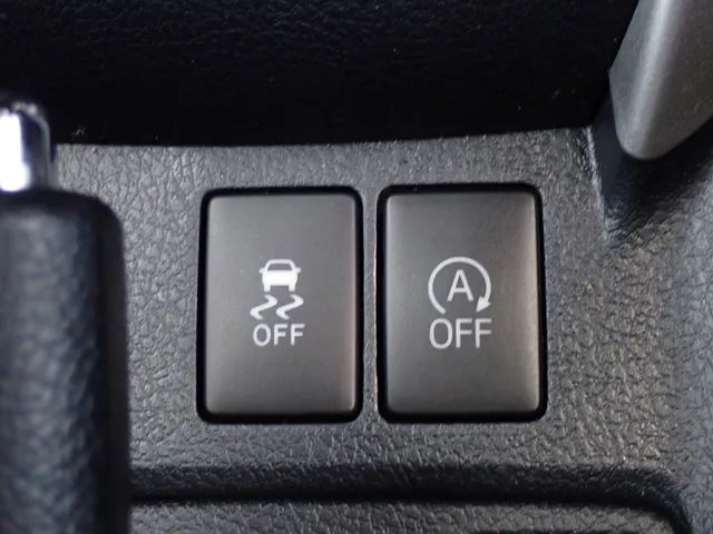 トヨタ　カローラフィールダー