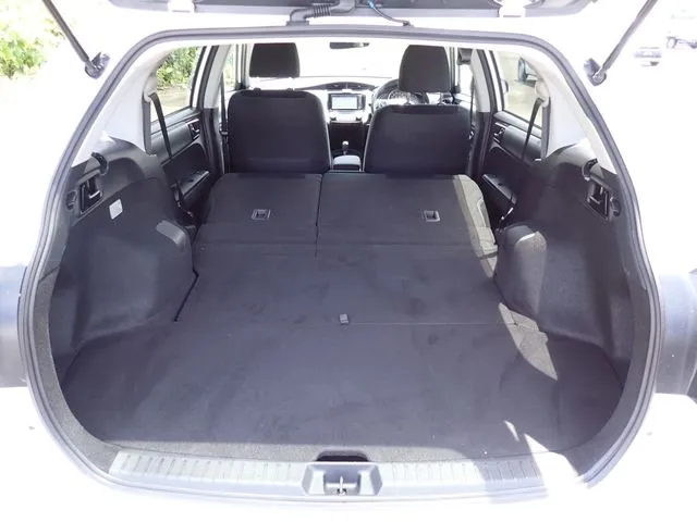 トヨタ　カローラフィールダー