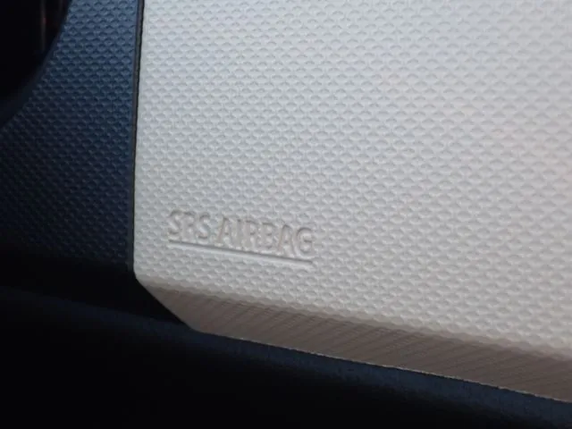 スズキ　アルト　４ＷＤ