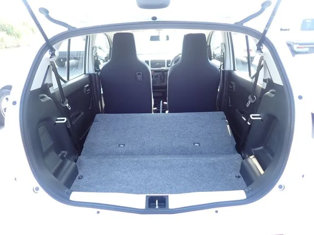 スズキ　アルト　４ＷＤ