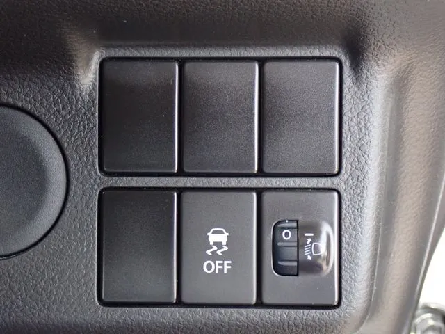 スズキ　アルト　４ＷＤ