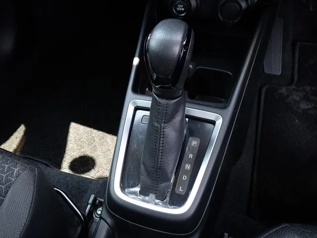 スズキ　スイフト