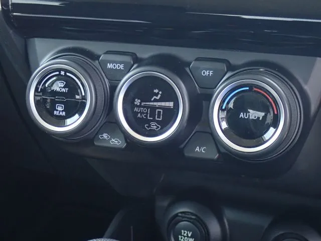 スズキ　スイフト