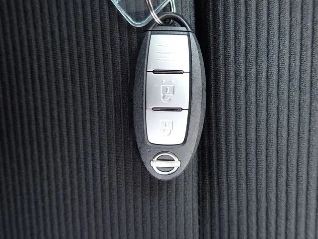 ニッサン　ノート