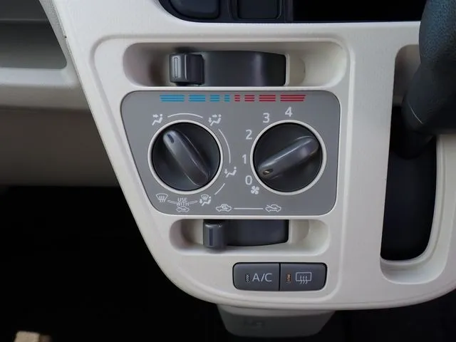 ダイハツ ムーヴ