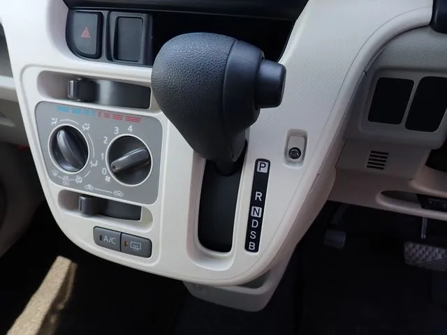 ダイハツ ムーヴ