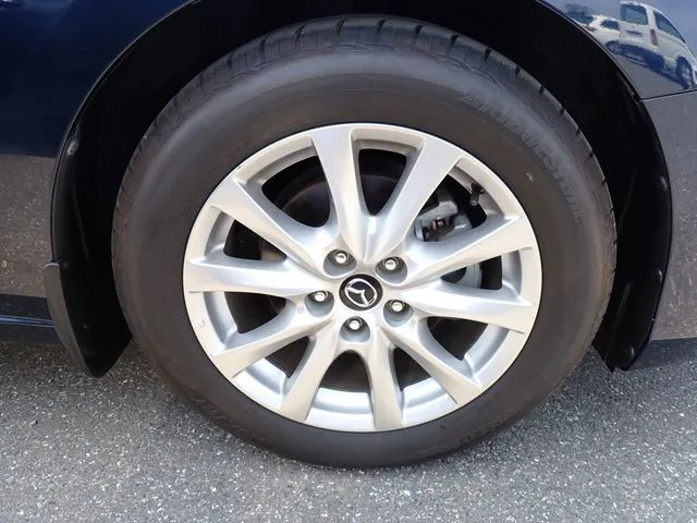 マツダ　アテンザ　セダン