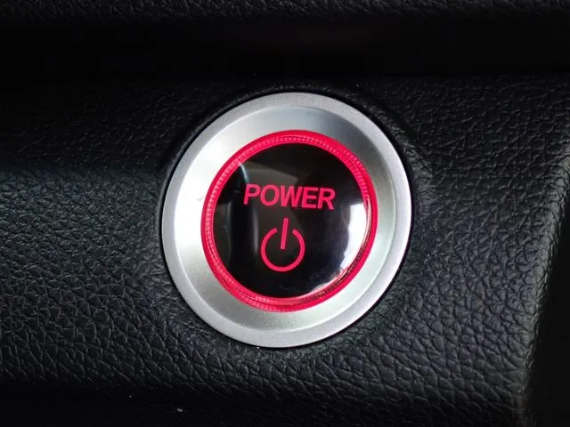 ホンダ インサイト セダン