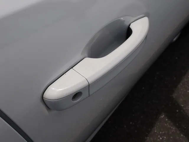 ホンダ インサイト セダン