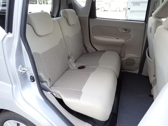 ダイハツ　ムーヴ