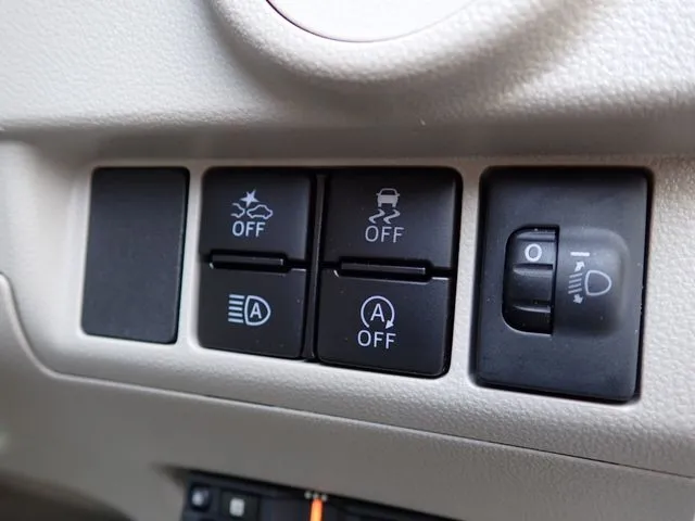 ダイハツ　ムーヴ