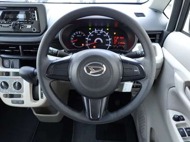 ダイハツ　ムーヴ