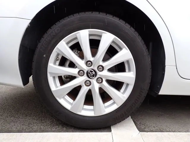 トヨタ　カムリ　ハイブリッド