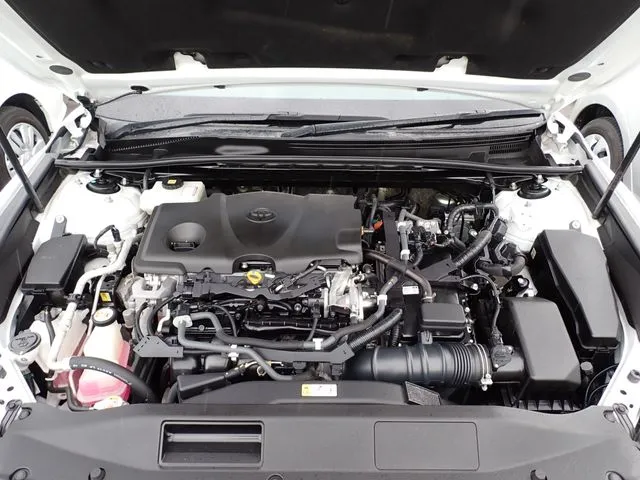 トヨタ　カムリ　ハイブリッド