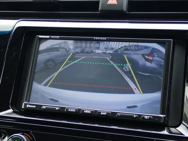 トヨタ　カムリ　ハイブリッド