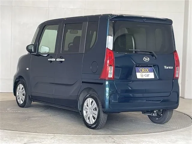 タント（ダイハツ）の車両写真
