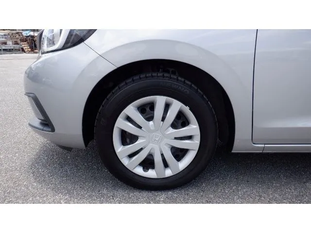 フィット　ｅ：ＨＥＶ（ホンダ）の車両写真