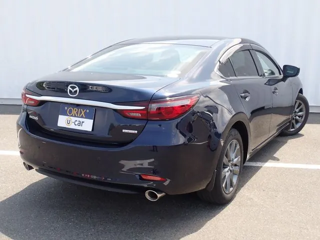 マツダ　ＭＡＺＤＡ６　セダン