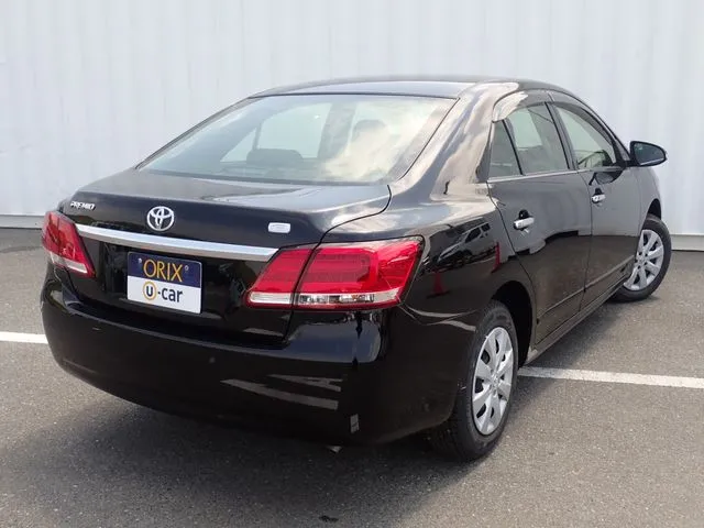 トヨタ　プレミオ