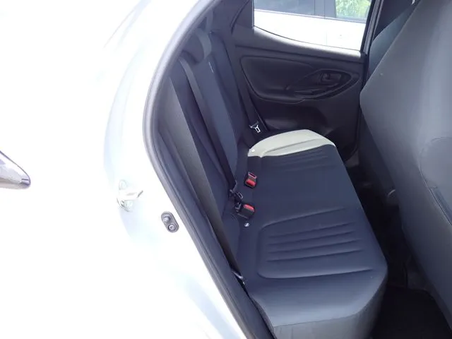 ヤリス（トヨタ）の車両写真