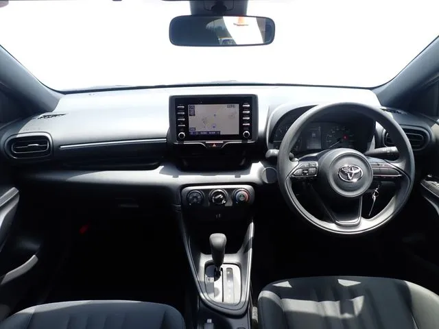 ヤリス（トヨタ）の車両写真