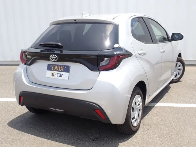 ヤリス（トヨタ）の車両写真