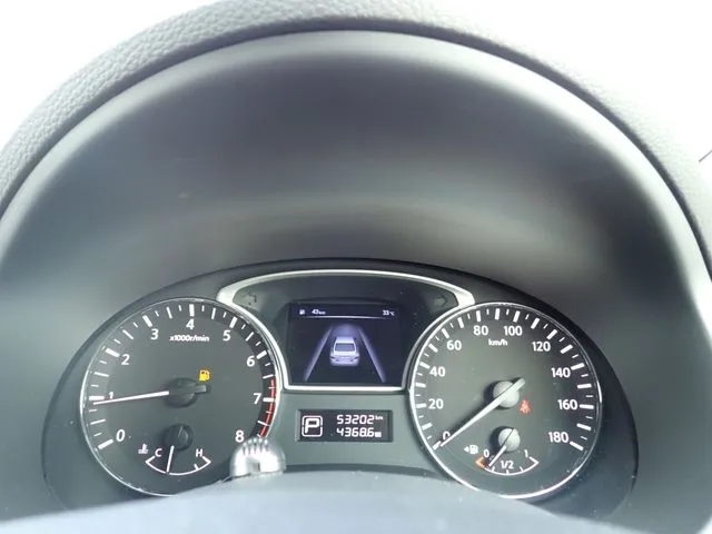 ニッサン　ティアナ