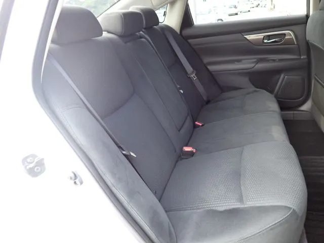 ニッサン　ティアナ