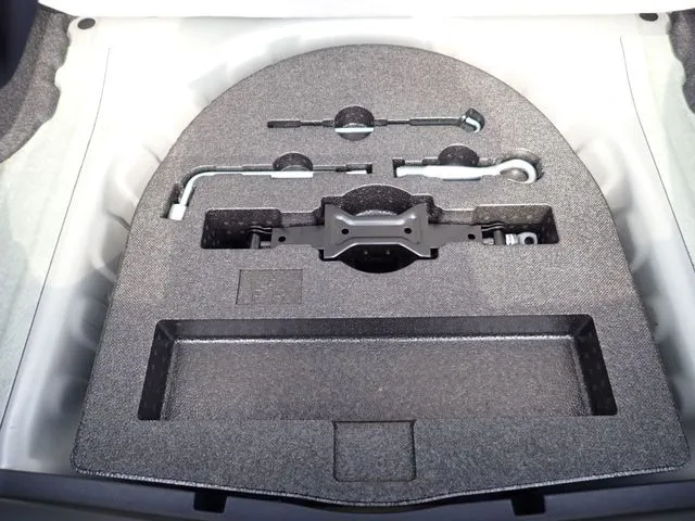 ニッサン　ティアナ