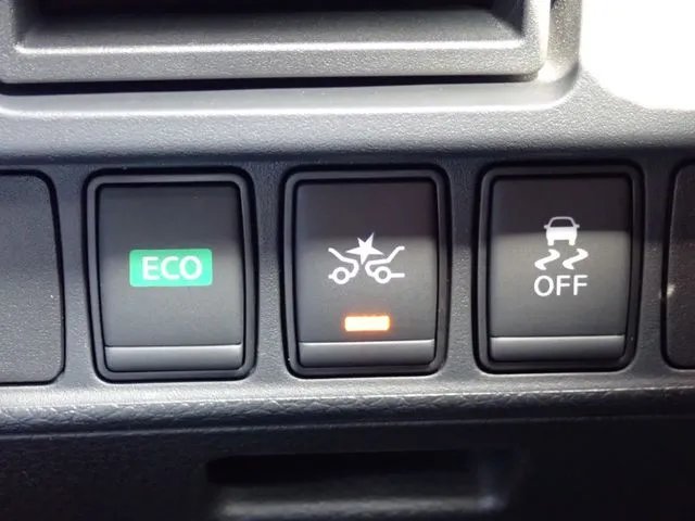 ニッサン　ティアナ