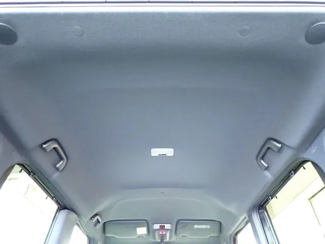 タント　カスタム（ダイハツ）の車両写真