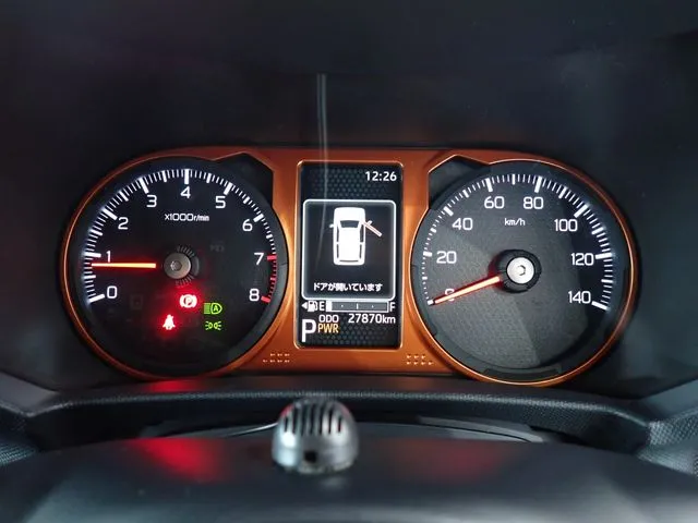 タフト（ダイハツ）の車両写真