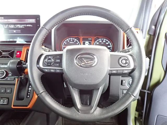 タフト（ダイハツ）の車両写真