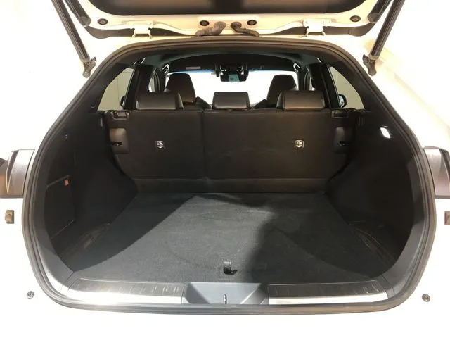 ハリアー ハイブリッド(トヨタ)の車両写真