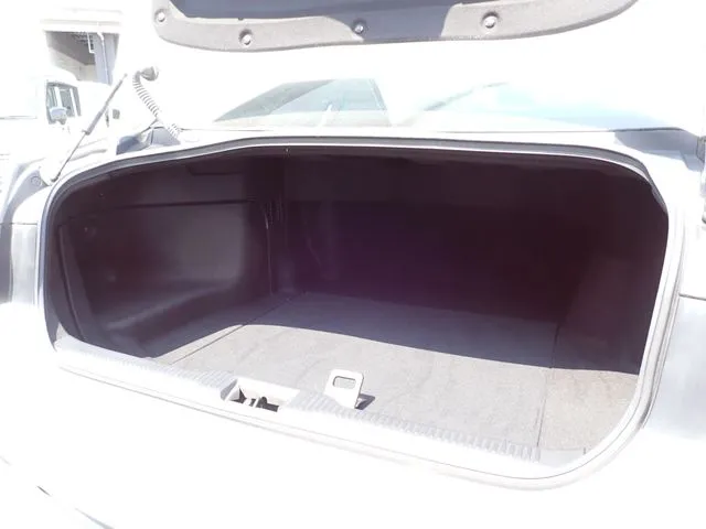 トヨタ　クラウン　セダン