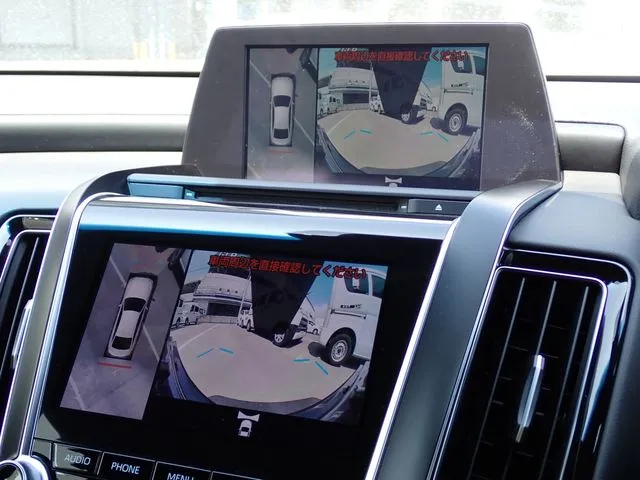 トヨタ　クラウン　セダン