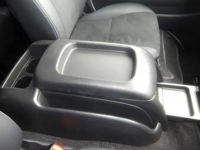 トヨタ　ハイエースバン　２ＷＤ