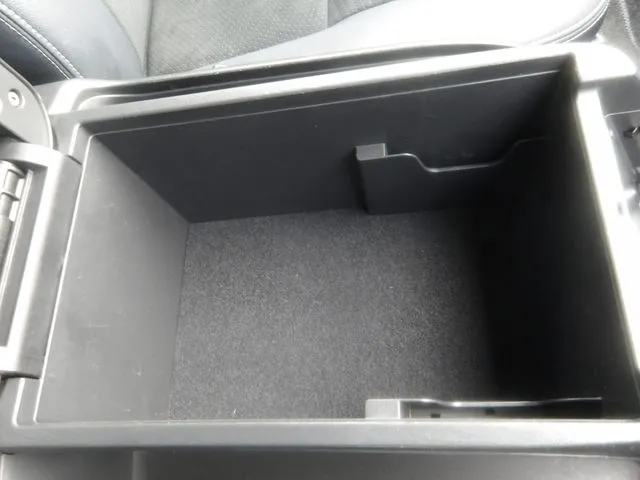 トヨタ　ハイエースバン　２ＷＤ